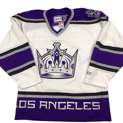 Vintage 2002 Los Angeles Kings NHL CCM hockey jersey. Medium | SidelineSwap