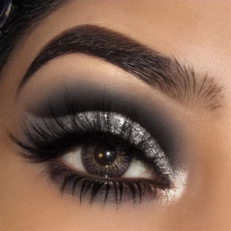 dramatic dark eye makeup