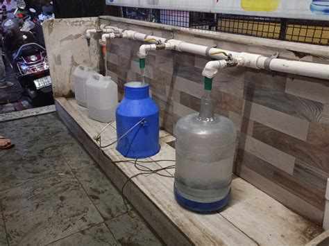 The Food and Drug Department issued notices to the operators running ...