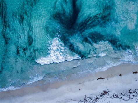 Download wallpaper 1600x1200 ocean, surf, aerial view, sea, waves ...