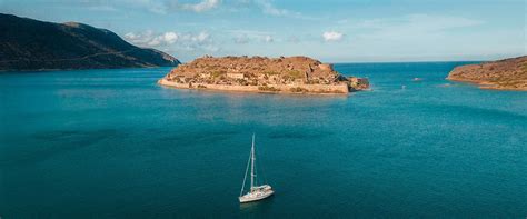 Vous ne serez que séduit par le passé glorieux de Spinalonga | Culture ...