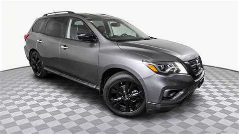 Used 2018 Nissan Pathfinder SL for sale at HGreg