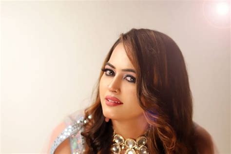 Makeover by Rashika - Makeup Salon - Jaipur - Weddingwire.in