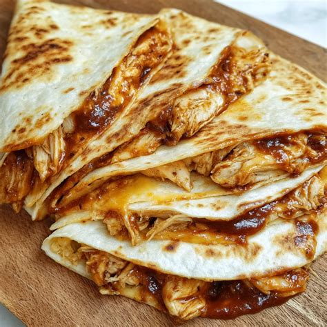 Easy BBQ Chicken Quesadillas Recipe - Perfect for Leftovers - Recipes ...