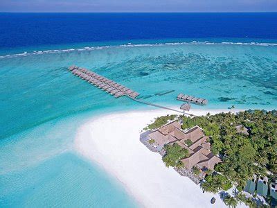 𝗧𝗛𝗘 𝟭𝟬 𝗕𝗘𝗦𝗧 Hotels in The Maldives of 2026 (with Prices)