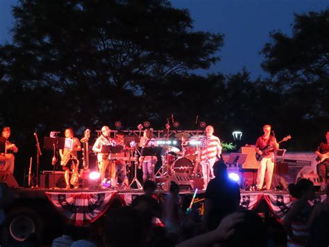 Old School on Huntington Green, Shelton CT Huntington Green, 13 August ...