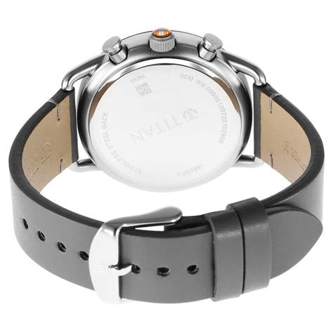 Buy Online Titan Retro Quartz Analog Leather Strap watch for Men ...