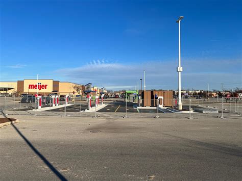 Meijer | Taylor, MI | EV Station