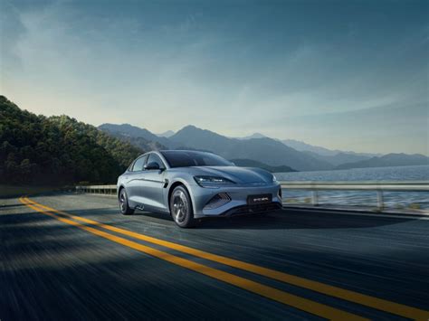 BYW seal EV design know price features specifications । BYD Seal EV की ...