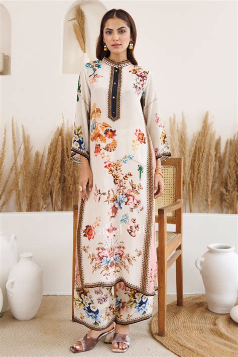 Exclusive Ethnic Suit Sets for Women | Limited Edition Designs – Label S4U