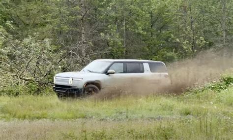 Gen 2 Rivian R1S Off-road Test Drive and R1T Drag Race Video | Rivian Forum - R1T R1S R2 R3 News ...