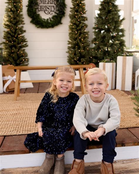 13 Matching Sibling Outfits You’ll Want in 2025 – CreativeBooster