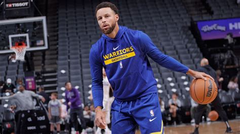 How long is NBA halftime during the playoffs?