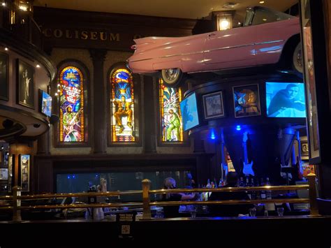 Universal CityWalk Restaurants Reviews – Kozmo Photos