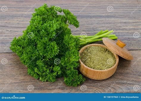 Fresh and Dried Parsley, Spicy Aromatic Herbs Stock Image - Image of ...