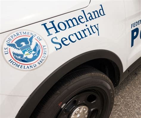 DHS Arrests Criminal Illegal Aliens in Minnesota Sweep | Newsmax.com
