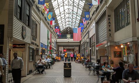 A Guide to Nashville, Tennessee's Premier Shopping Malls