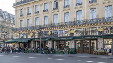 15 Famous Unique Cafes Around the World
