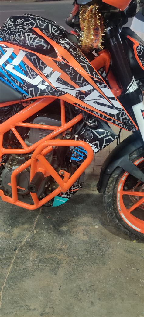 KTM Duke 250-390 Decal Wrap Slashed Design Body Kit : Amazon.in: Car ...