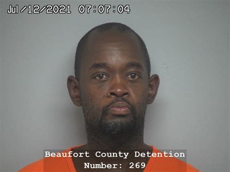 Sc-arrests-mugshots ulloros