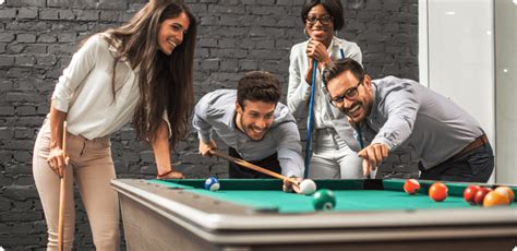 Creating a Pool Table JavaScript 的图像结果