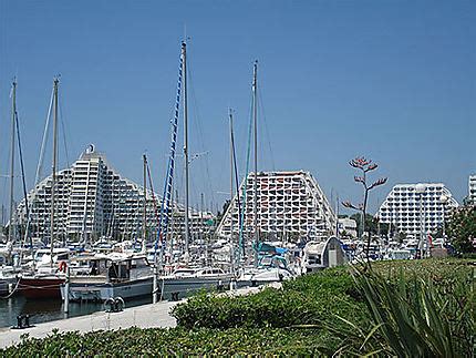 Voir les d&eacute;tails de l&rsquo;image associ&eacute;e. Port de la Grande Motte : La Grande-Motte : H&eacute;rault : Languedoc ...