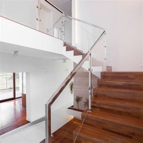 15 Unique Glass Railing Design For Stairs With Latest Images