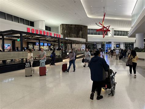 Harvey Milk Terminal 1 at SFO: the country's best airport terminal for ...