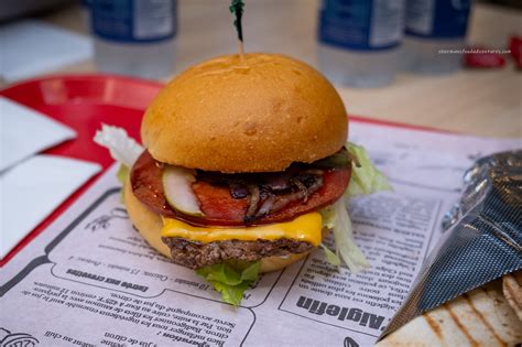 Sherman's Food Adventures: Pause V
