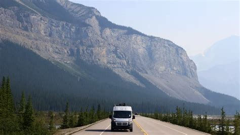 Rent a 15 Passenger Van 的图像结果