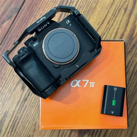 Sony Mirrorless Camera 的图像结果