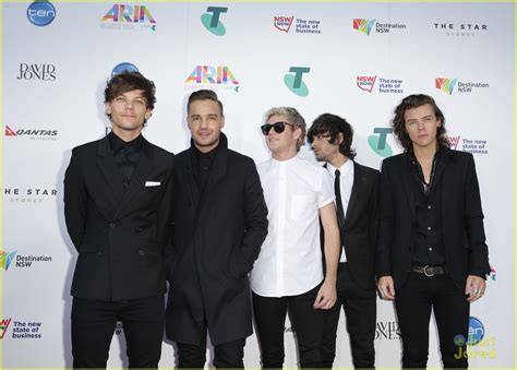 One Direction Red Carpet 的图像结果
