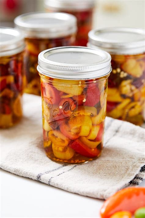 Canned Pickled Peppers Recipe (With Video) - Wyse Guide
