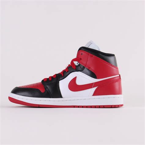 NIKE Air Jordan 1 Mid Red Black Sneakers - US 7 W | Air jordan 1 mid ...