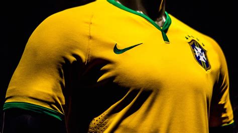 Brazil Football 的图像结果