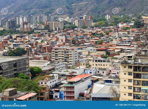 City Venezuela : Current Local Time In Caracas Venezuela - It stretches 40 kilometers along the ...