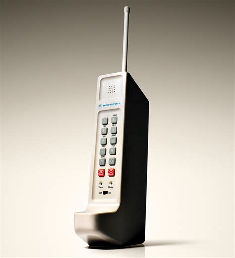 First Generation Mobile Phone 的图像结果
