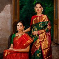 Shop Luxurious Designer Sarees Online In India | Singhania's