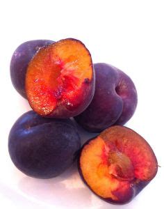 justcooking.in - Food Dictionary - Fruits - Black Velvet Apricot