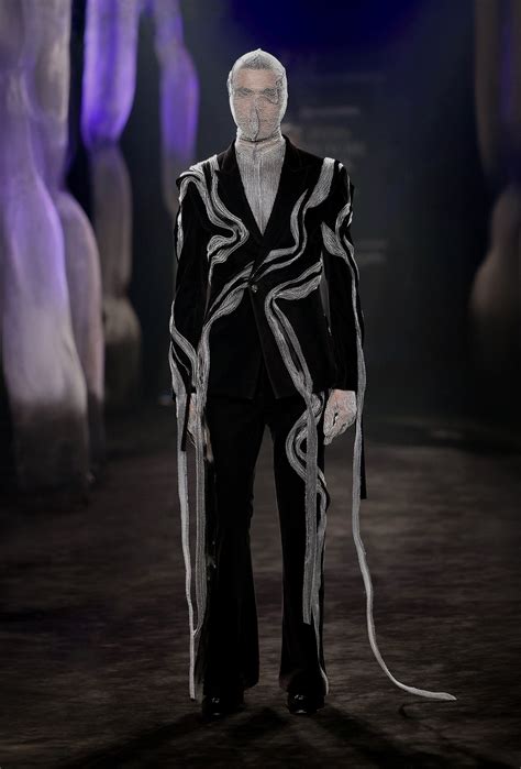 RUNWAY ARCANUM – Amit Aggarwal