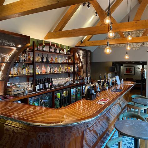 THE DOG & BADGER (Medmenham) - Guesthouse Reviews & Photos - Tripadvisor