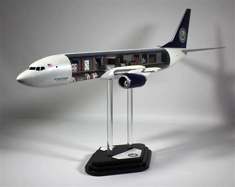 Educational Aviation Model Display