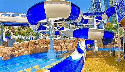 10 Famous Waterparks You Can Enjoy in Dubai - lifeberrys.com