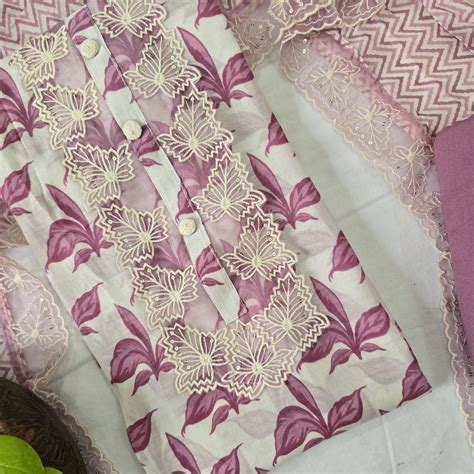 RANISA- Muslin White With Purple Flower And Lace Design Neck Top And R ...