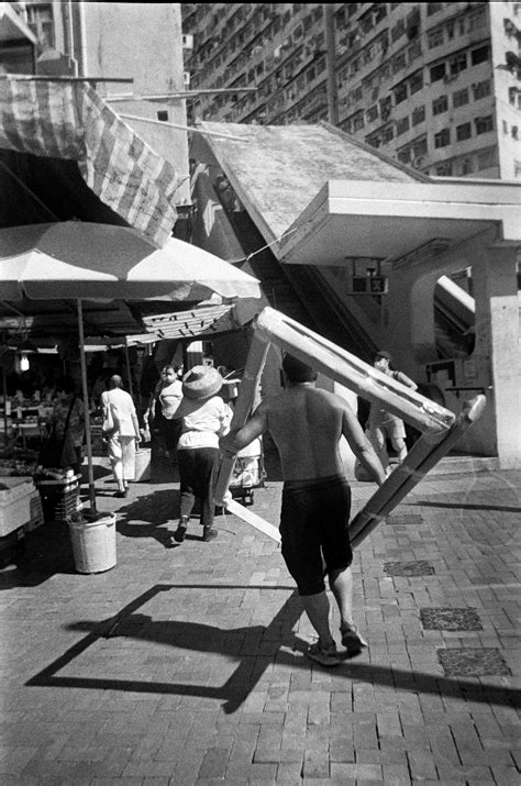 One roll with... Kodak Tri-X disposable | spaq.in