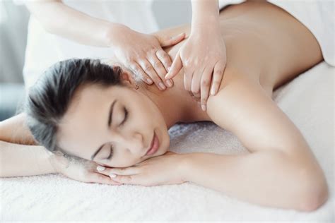 Postpartum Massage: A Holistic Approach to Recovery and Wellness After ...