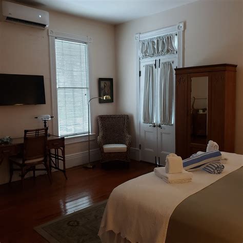 THE CONCH HOUSE HERITAGE INN (Key West) - B&B Reviews, Photos, Rate ...