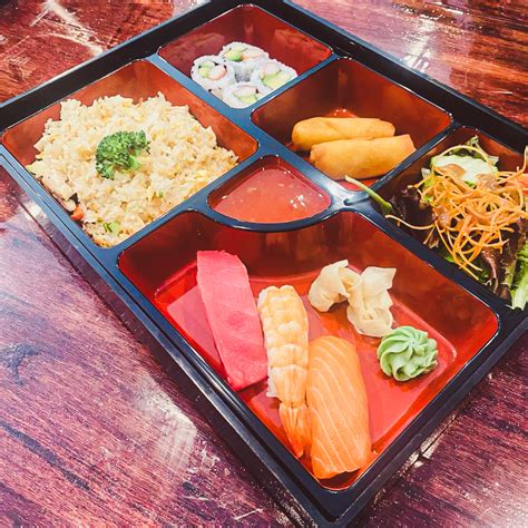 Gallery - Uncle Lee's Asian Bistro