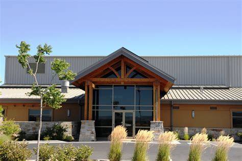 Commercial Retail Building Images 的图像结果