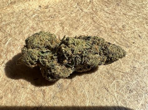 Medizinalcannabis Strain Review: Green Karat MG (Modified Gas) von ...